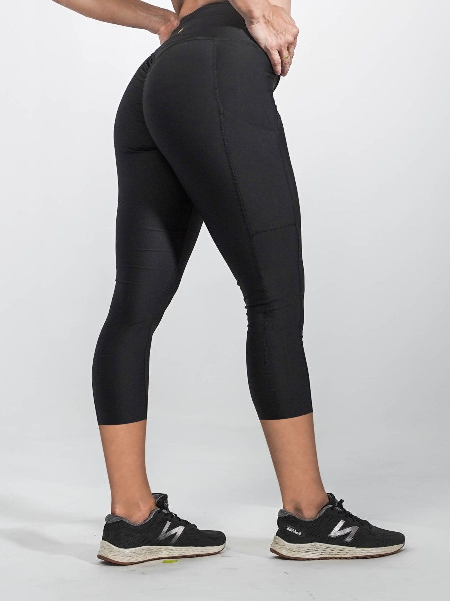 Pristine Pocket Capri Leggings | CLASSIC BLACK by Obsession Shapewear